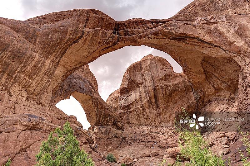 拱门国家公园的双拱门图片素材
