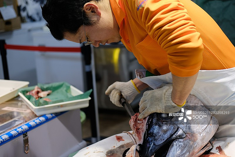 筑地市场的渔夫图片素材