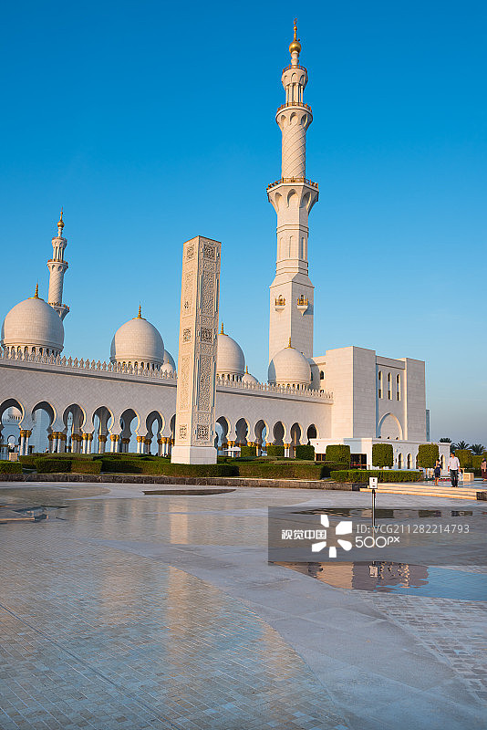 阿联酋阿布扎比谢赫扎耶德白色清真寺图片素材