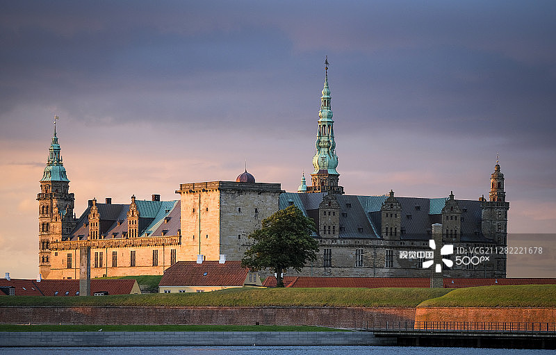 夏夜的克隆堡城堡图片素材