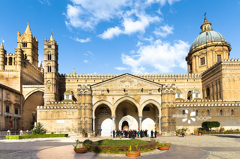 意大利巴勒莫大教堂图片素材