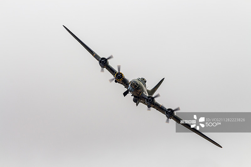 波音B-17飞行堡垒图片素材