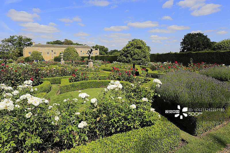 英格兰林肯郡，格里姆斯索普城堡和花园的夏季图片素材