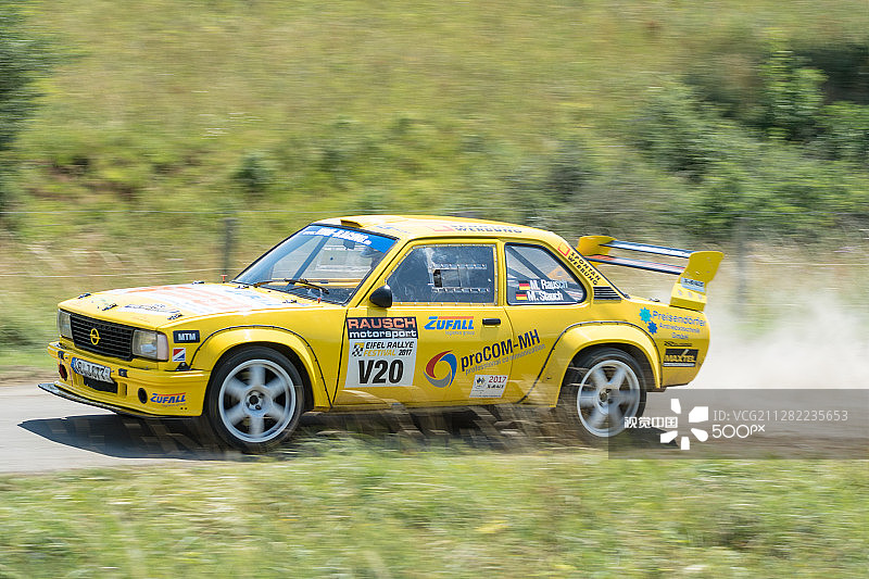 欧宝亚斯康那400图片素材