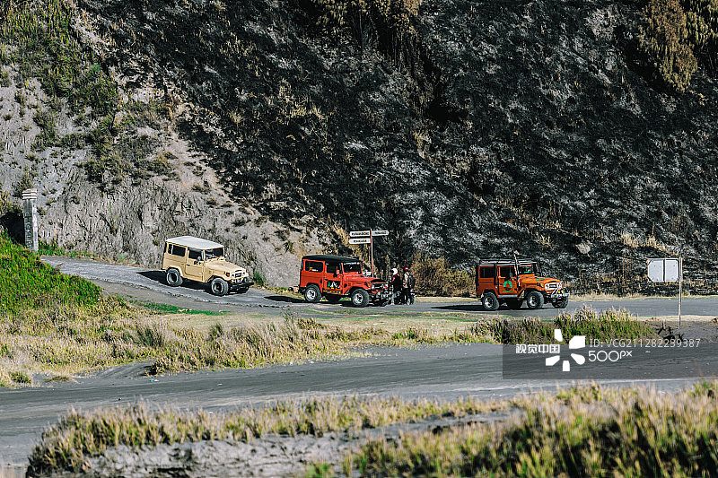 布罗莫火山和伊真火山图片素材