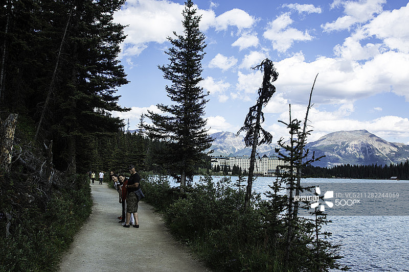 路易斯湖的八月图片素材