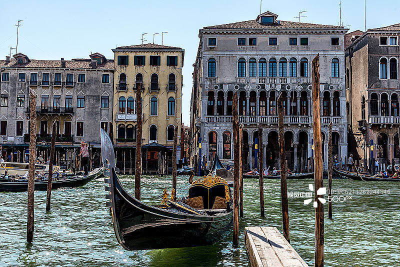 意大利布拉诺岛图片素材
