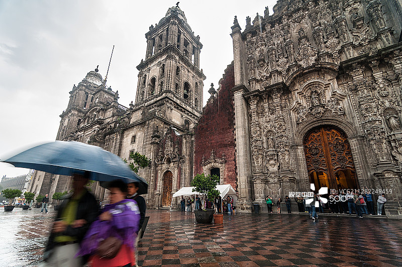 墨西哥城的雨天图片素材