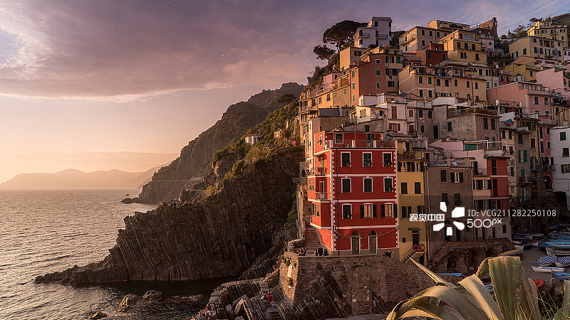 五渔村日落景色图片素材