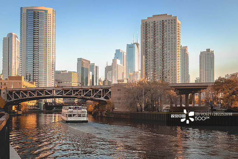 芝加哥河游船之旅图片素材