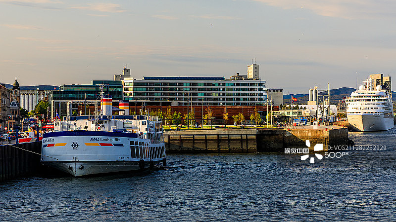 加拿大魁北克市圣劳伦斯河风光图片素材