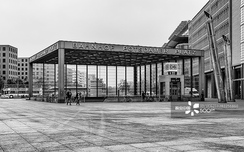2016年5月24日，柏林波茨坦广场车站图片素材