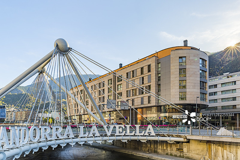 安道尔城，安道尔——2017年10月28日：安道尔城城市标志，首都图片素材