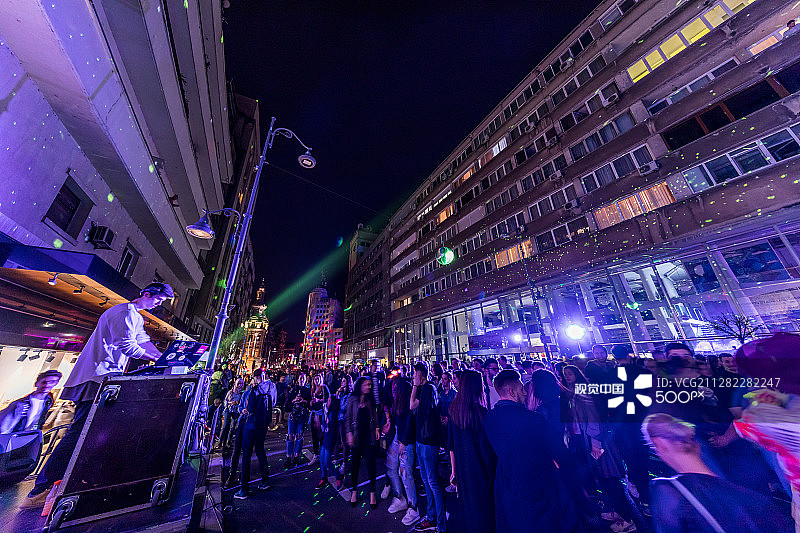 布加勒斯特聚光灯节图片素材