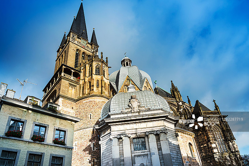 德国亚琛大教堂地标图片素材