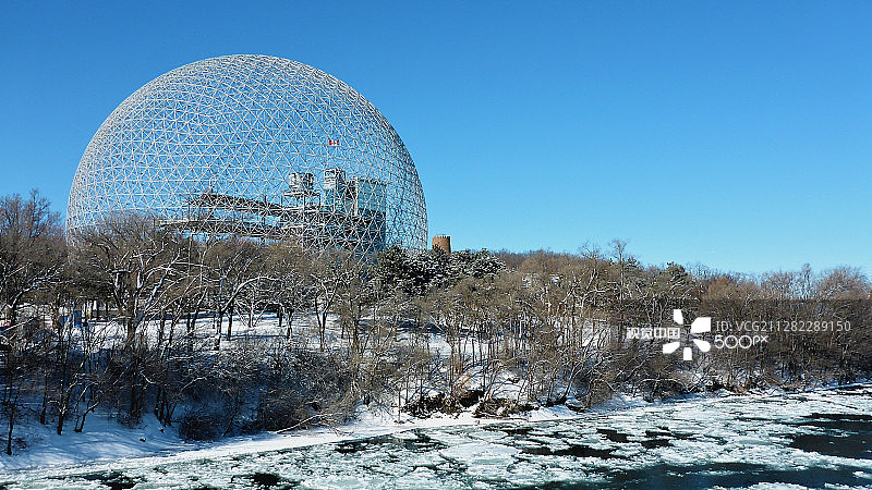 冬季的蒙特利尔生物圈图片素材