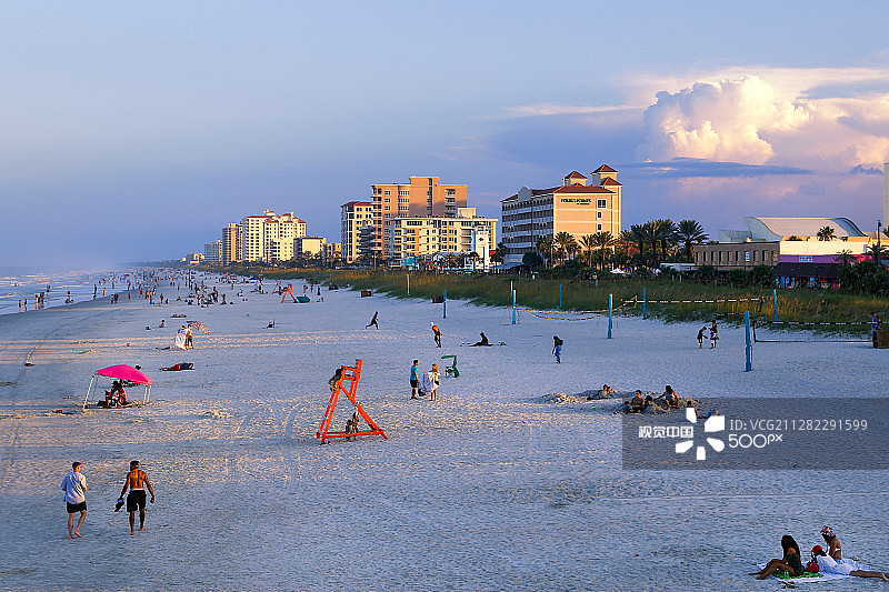 杰克逊维尔海滩日出时的海岸线图片素材
