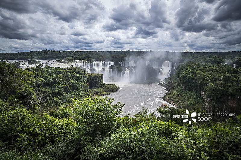 伊瓜苏瀑布图片素材