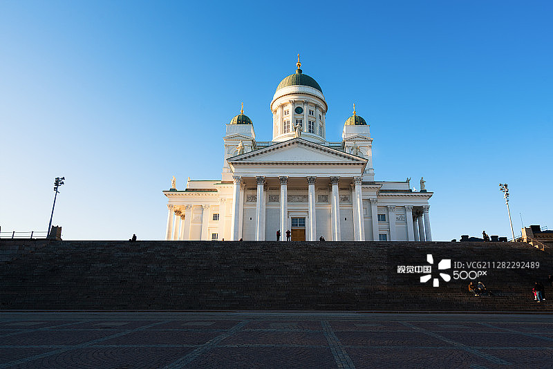 日落时分美丽的赫尔辛基大教堂景色图片素材