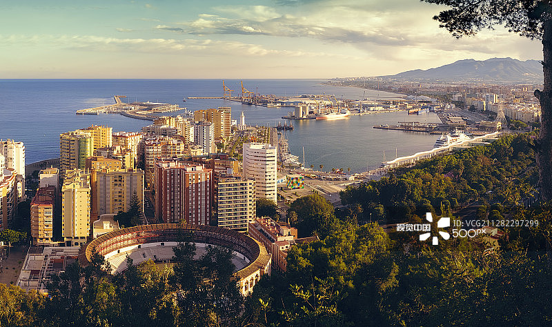 西班牙马拉加市全景图片素材