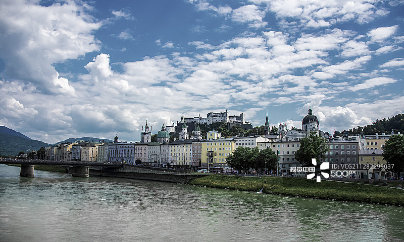 从新，新百科全书图片素材