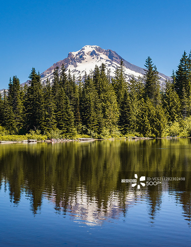 俄勒冈州的最高峰图片素材