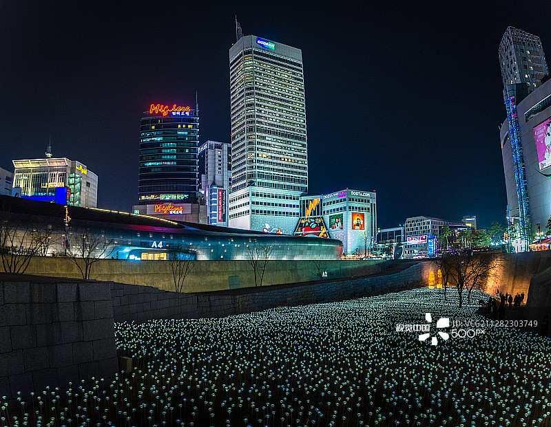 夜晚的首尔街景图片素材
