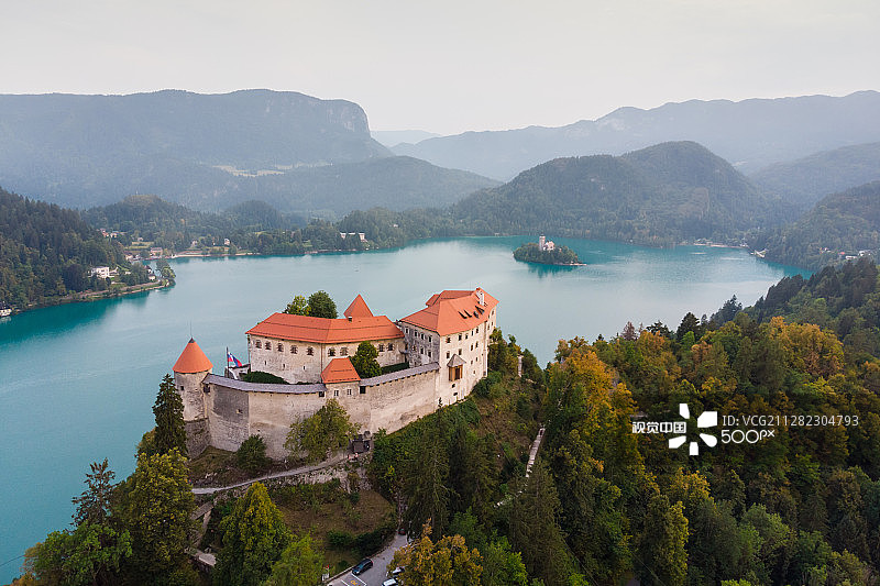 斯洛文尼亚布莱德湖中世纪城堡图片素材