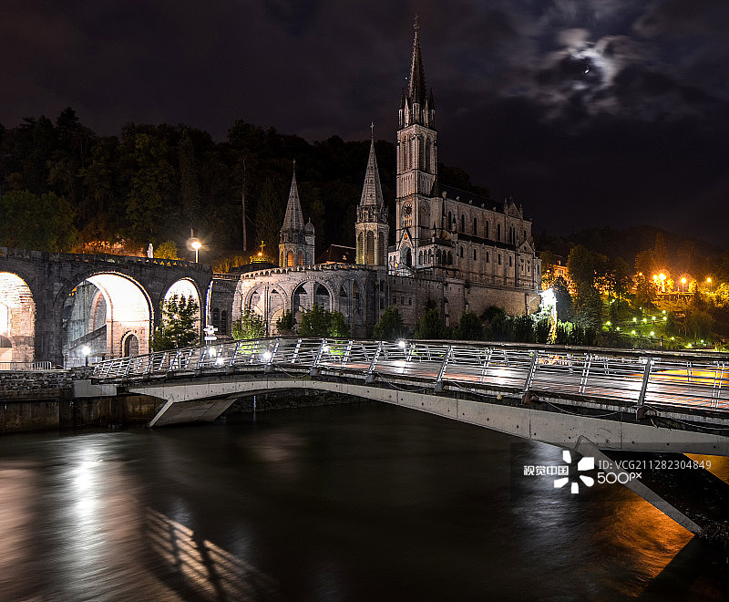 卢尔德的夜晚图片素材