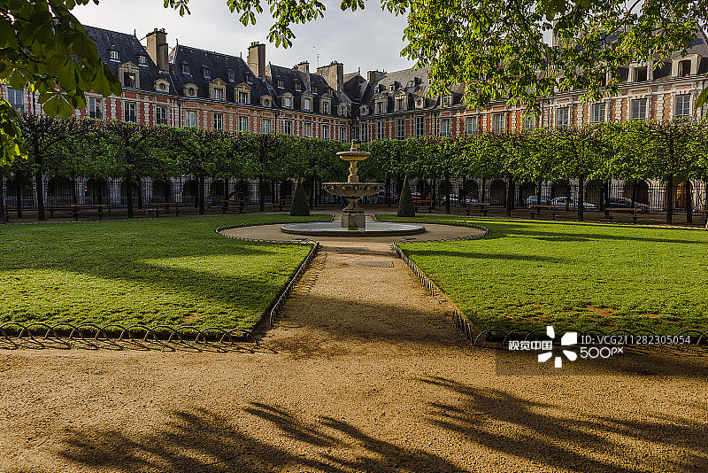 巴黎孚日广场图片素材