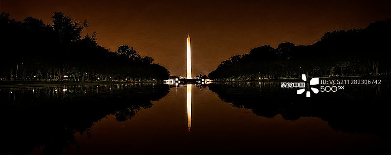 夜幕下的华盛顿纪念碑图片素材