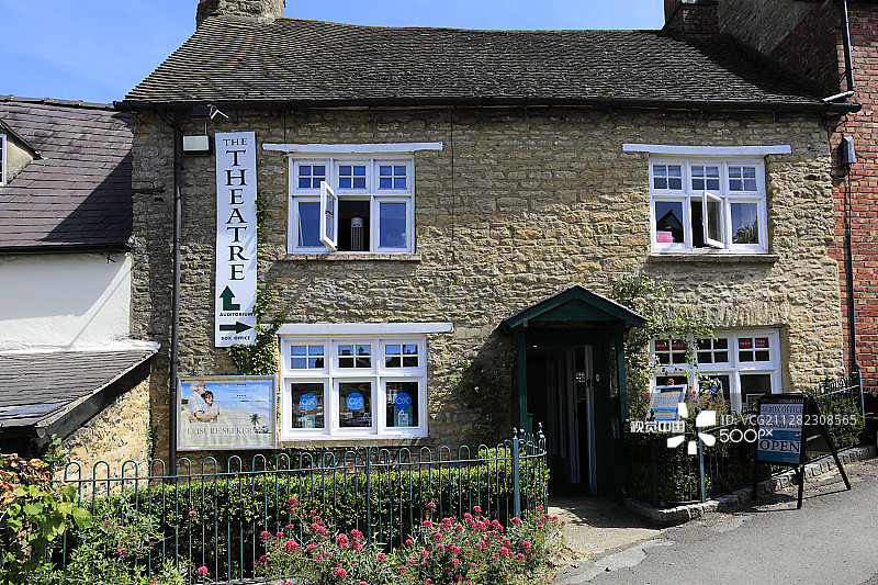 奇平诺顿剧院，牛津郡科茨沃尔德奇平诺顿镇图片素材