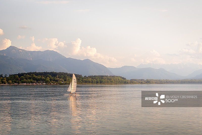 基姆湖图片素材