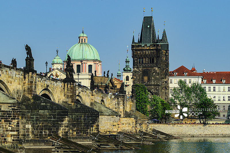 布拉格的查理大桥图片素材