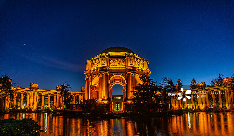 火星与美术宫相伴图片素材