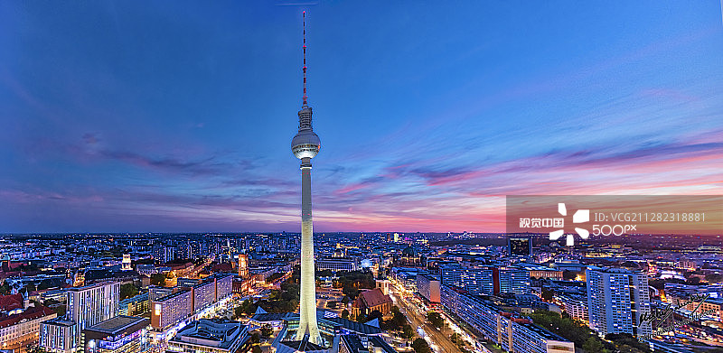 日落时分的柏林城市风光图片素材