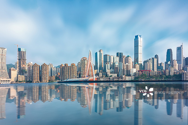 重庆天空之境-渝中区千厮门大桥图片素材