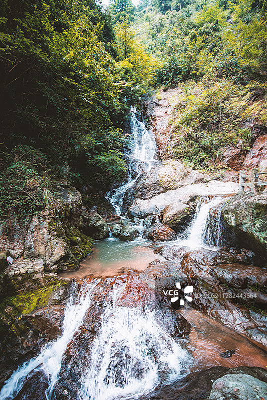 绍兴百丈飞瀑图片素材