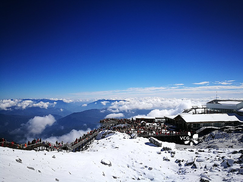玉龙雪山迎客来图片素材