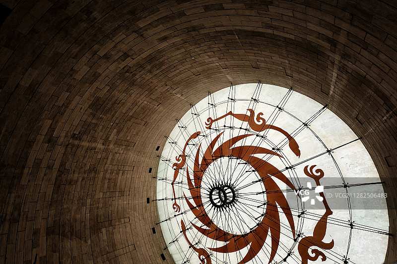 神鸟盘旋图片素材