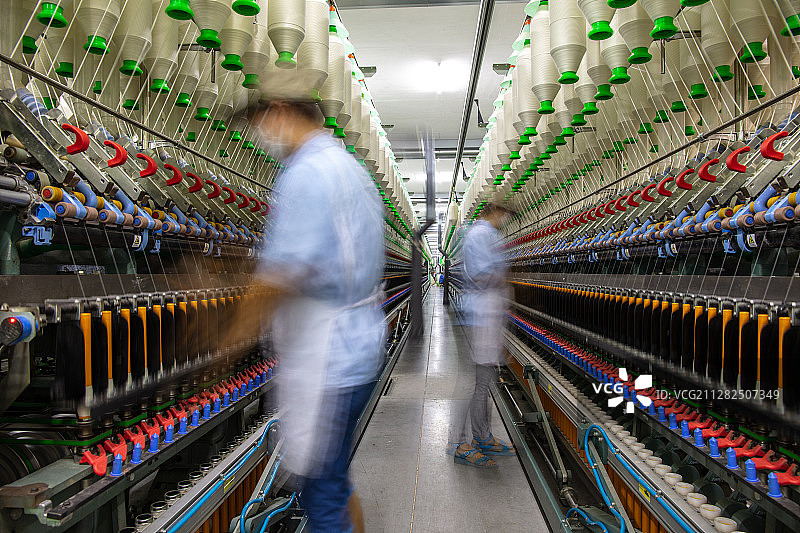 纺织厂机械加工产品线图片素材