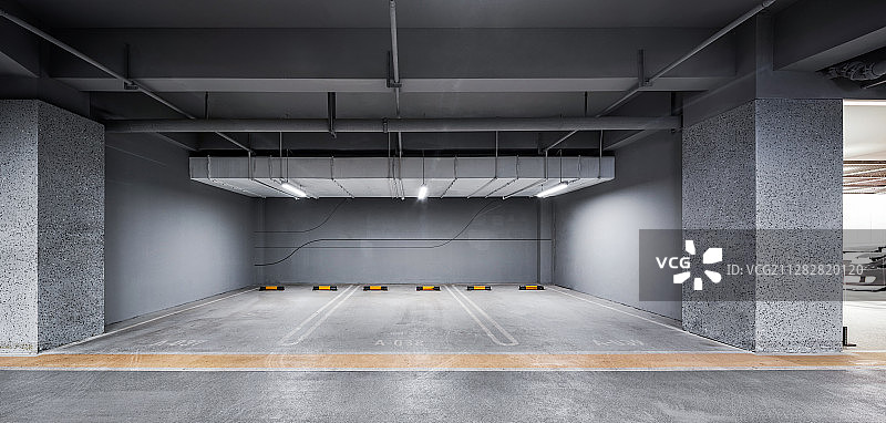 地下停车场图片素材