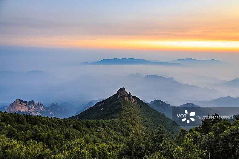 蛟龙探海图片素材