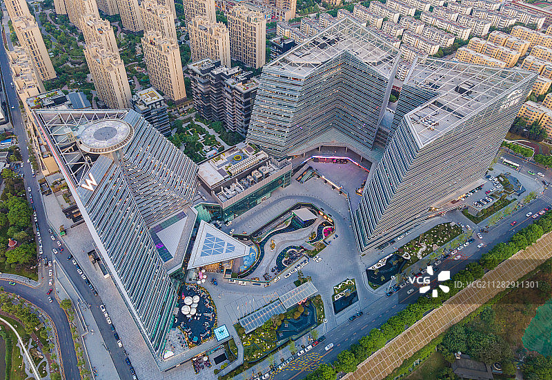 航拍西安曲江南湖W酒店图片素材