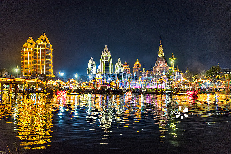 西双版纳景洪市告庄西双景夜景图片素材