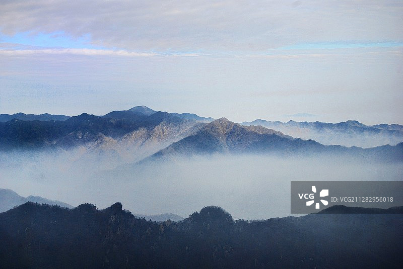 秦岭牛背梁云海图片素材