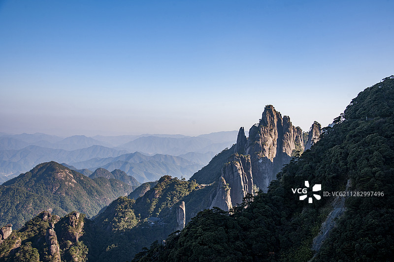 江西上饶三清山阳光海岸群山图片素材