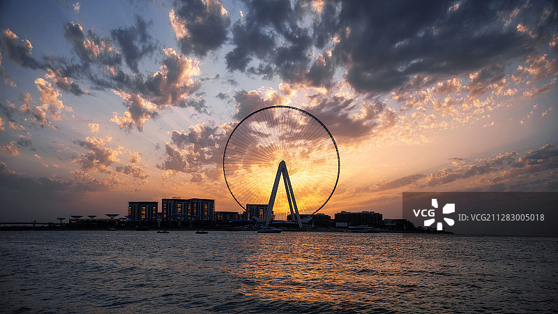 《不忘初心砥砺前行》图片素材