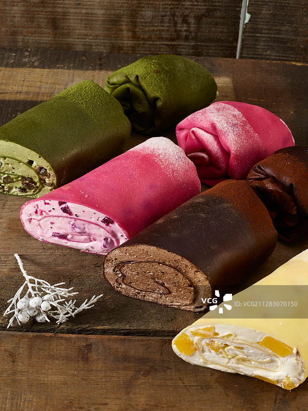 生日蛋糕和派对蛋糕图片素材