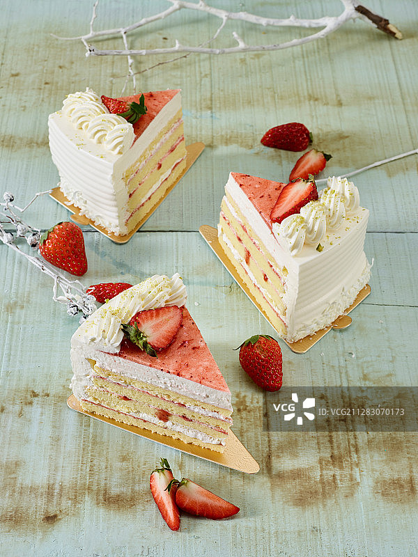 生日蛋糕和派对蛋糕图片素材